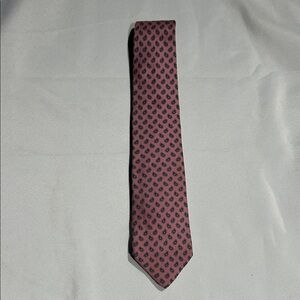 Paisley Patterned Tie in Pink and Black